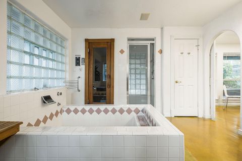 Tiny photo for 1007 E 8th ST, Austin, TX 78702 (MLS # 8004552)