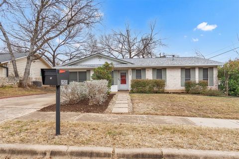 Photo of 2503 Audubon PL, Austin, TX 78741 (MLS # 9564022)