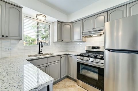 Photo of 204 Northwest DR #B, Round Rock, TX 78664 (MLS # 3356511)