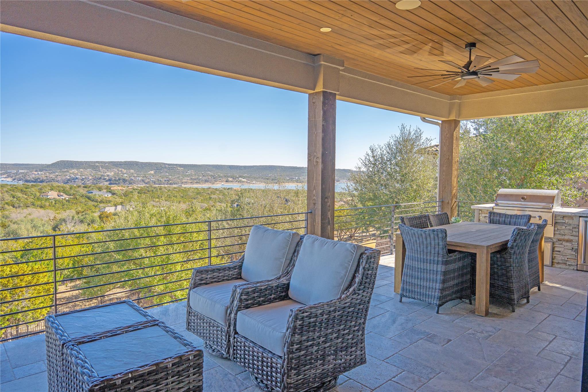 7300 Flagship Park DR