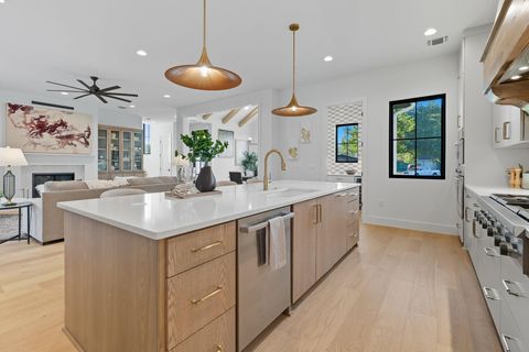 Tiny photo for 5012 Highland CT, Austin, TX 78731 (MLS # 9456701)