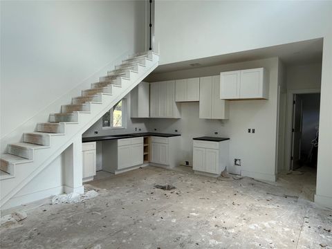 Tiny photo for 10901 W Lakeview DR, Jonestown, TX 78645 (MLS # 1788703)