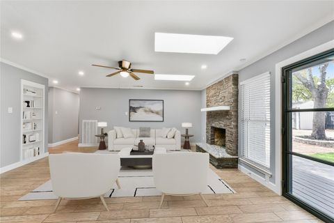 Photo of 12506 Limerick Ave, Austin, TX 78727 (MLS # 4949555)