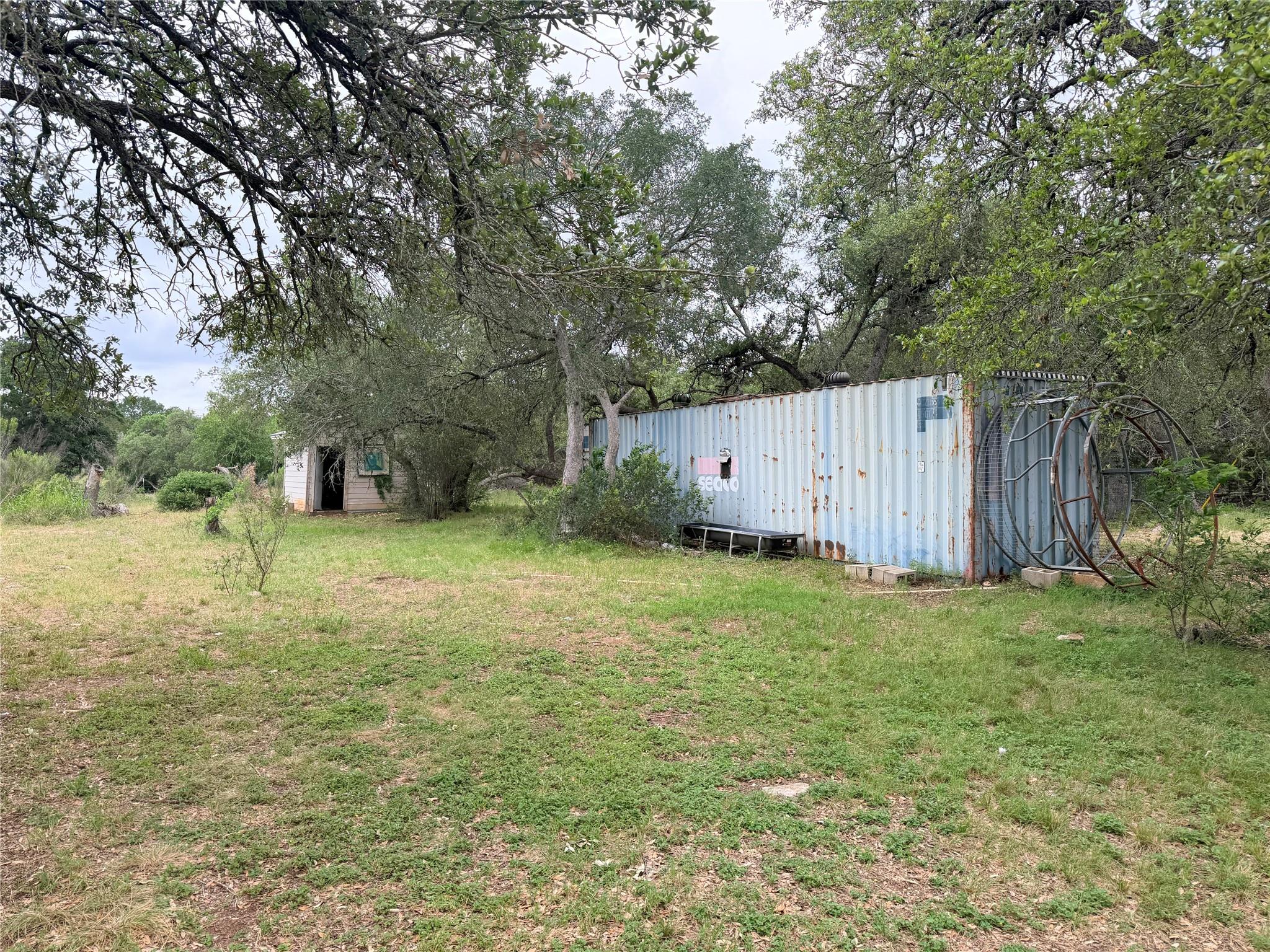 1401 Valley View RD