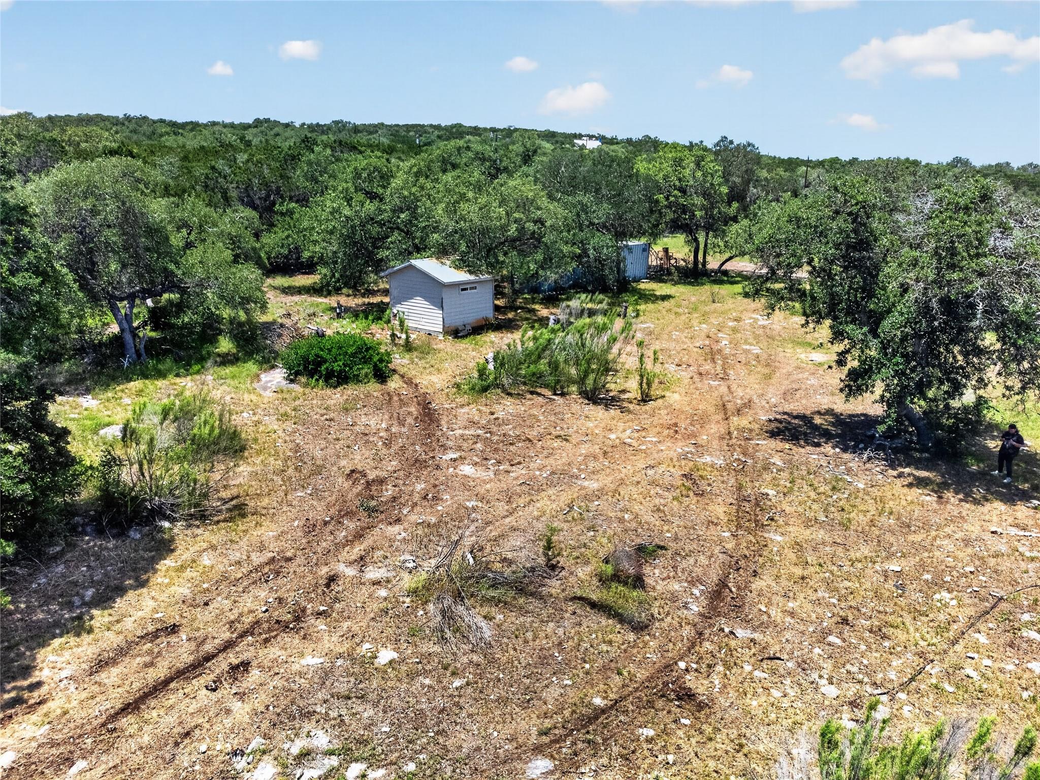 1401 Valley View RD