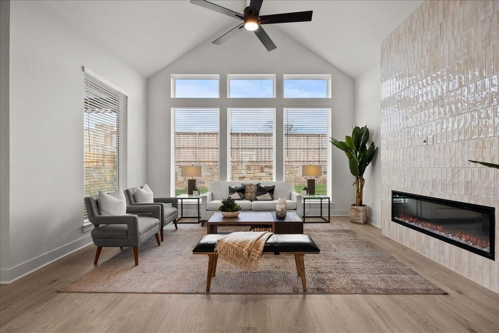 Photo for 18901 Hopper LN, Austin, TX 78738 (MLS # 3900589)