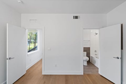 Tiny photo for 403 Middle LN #2, Austin, TX 78753 (MLS # 5792406)