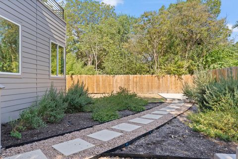 Tiny photo for 403 Middle LN #2, Austin, TX 78753 (MLS # 5792406)