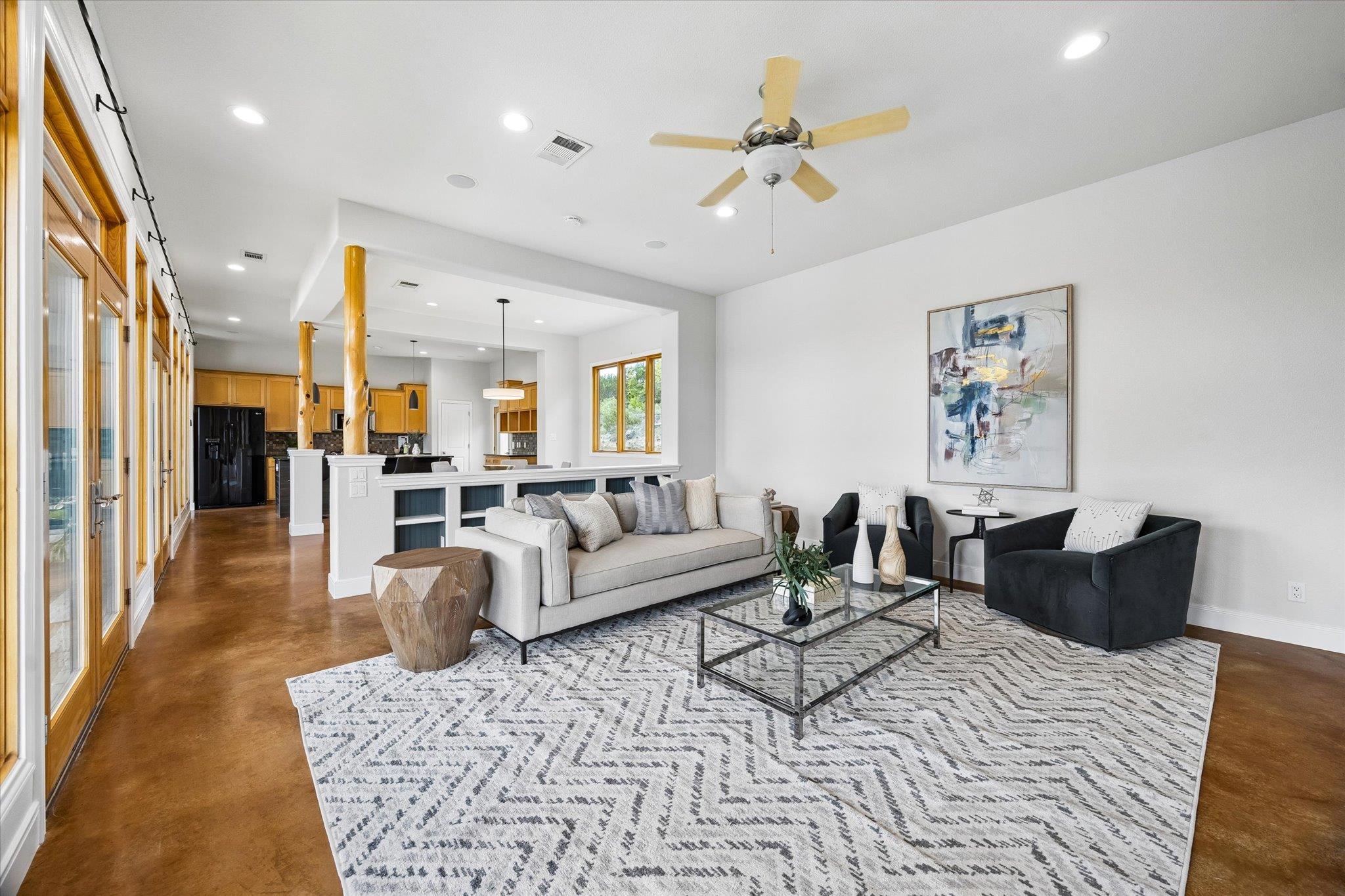 4004 Cloudy Ridge RD