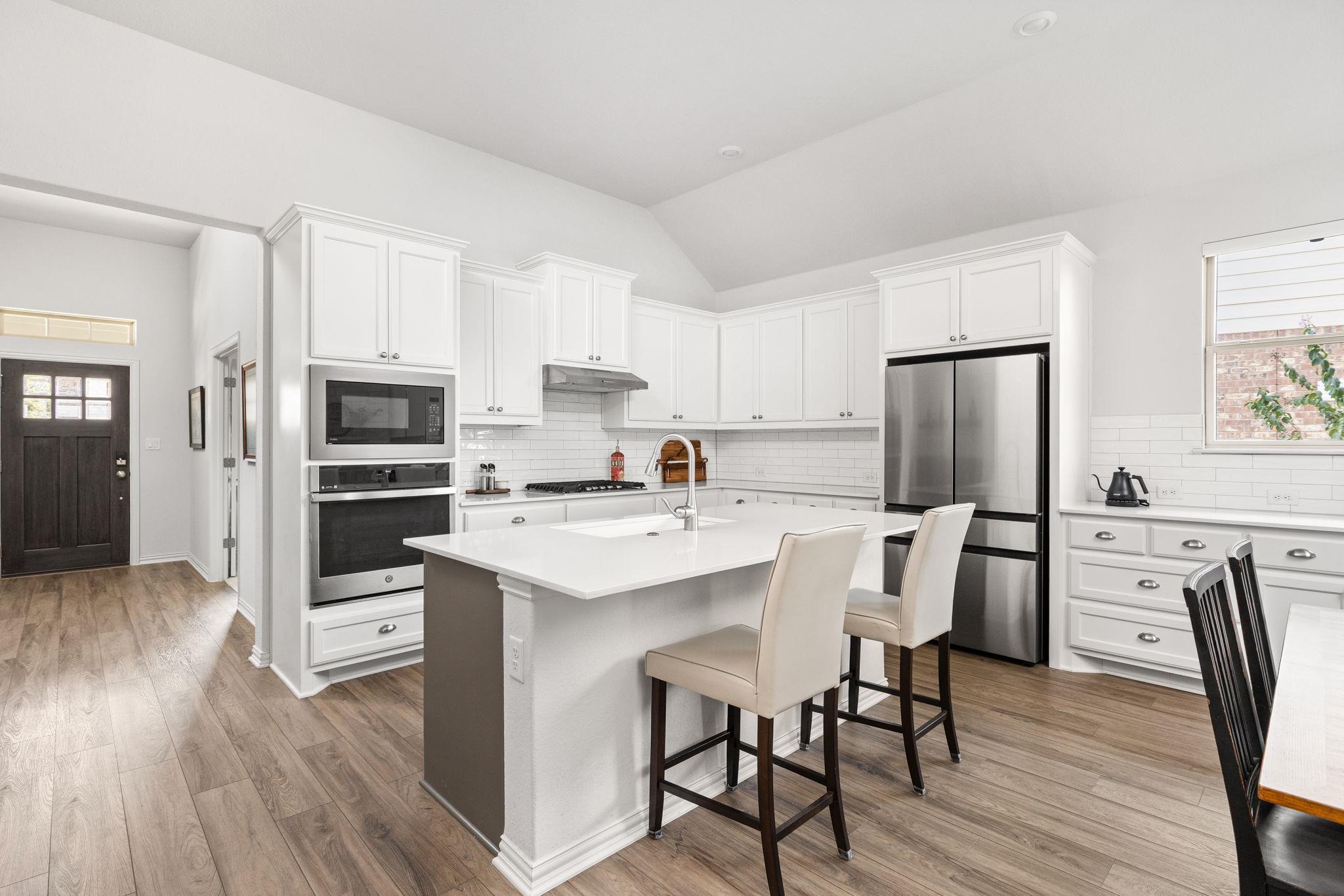 1080 Pink Granite BLVD