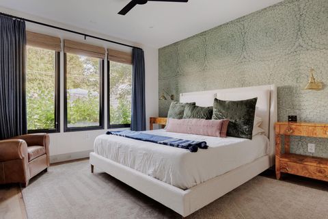 Tiny photo for 5008 Avenue H Ave, Austin, TX 78751 (MLS # 1022509)