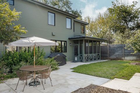 Tiny photo for 5008 Avenue H Ave, Austin, TX 78751 (MLS # 1022509)