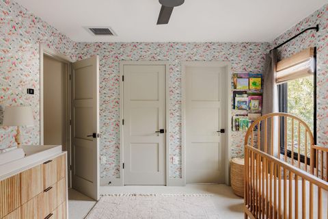 Tiny photo for 5008 Avenue H Ave, Austin, TX 78751 (MLS # 1022509)