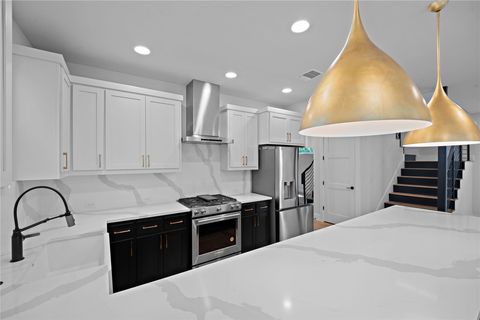 Tiny photo for 2211 Santa Rosa ST, Austin, TX 78702 (MLS # 4806018)