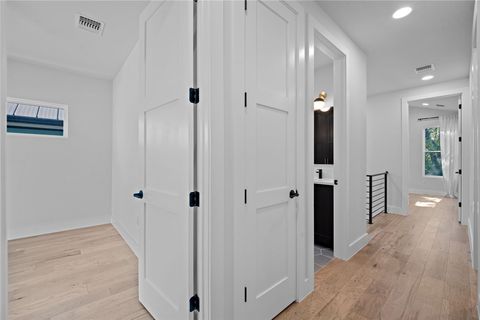 Tiny photo for 2211 Santa Rosa ST, Austin, TX 78702 (MLS # 4806018)