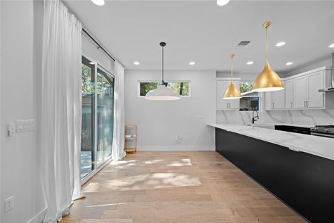 Tiny photo for 2211 Santa Rosa ST, Austin, TX 78702 (MLS # 4806018)