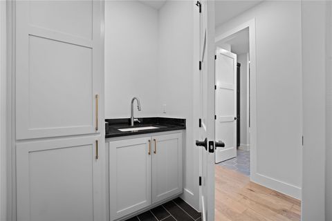 Tiny photo for 2211 Santa Rosa ST, Austin, TX 78702 (MLS # 4806018)