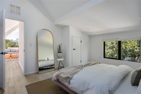 Tiny photo for 702 W Elizabeth ST, Austin, TX 78704 (MLS # 1777566)