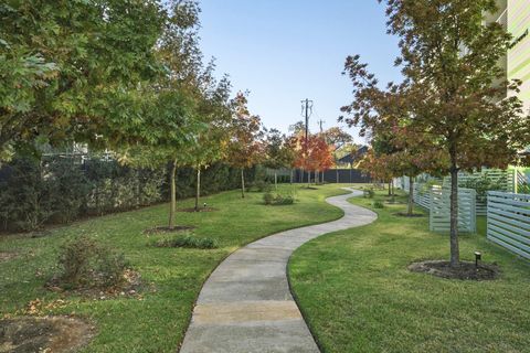 Tiny photo for 4004 Banister Ln LN #310, Austin, TX 78704 (MLS # 4015987)