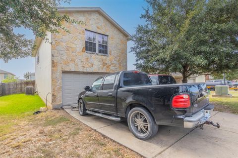 A home in Del Valle