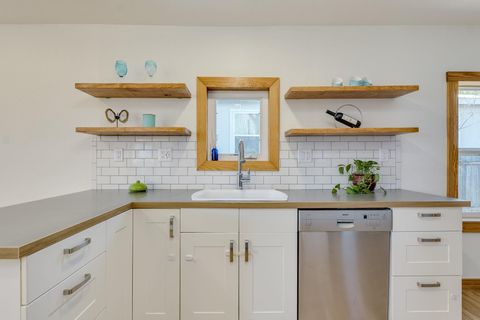 Tiny photo for 2808 Crest Ave, Austin, TX 78702 (MLS # 4288663)