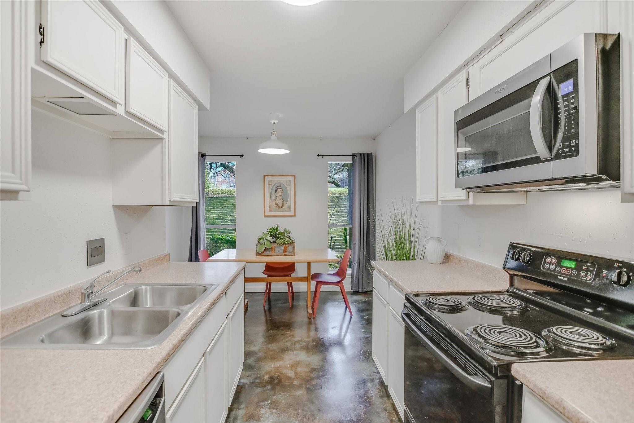 Austin, Texas 78753, United States, 2 Bedrooms Bedrooms, ,3 BathroomsBathrooms,Residential,Active,196