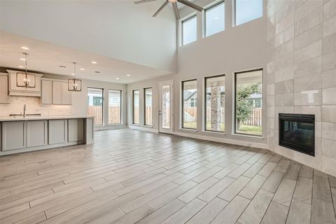 941 Rabbit Brush RD Leander TX 78641