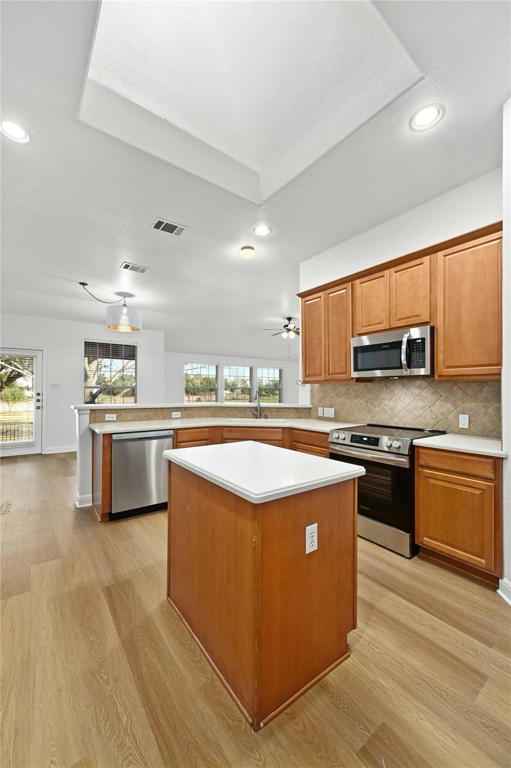 816 Bent Wood PL