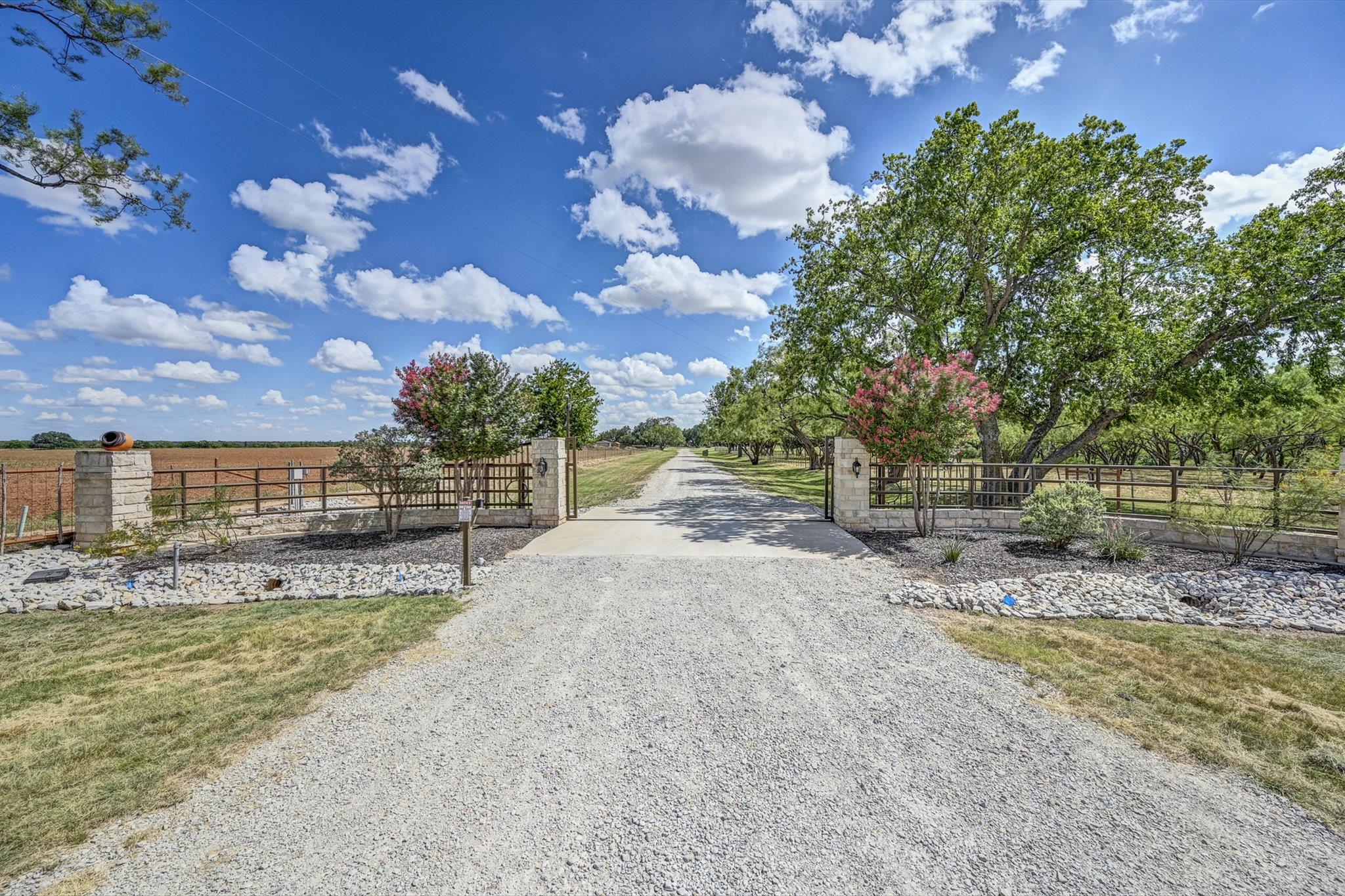 18601 County Road 214