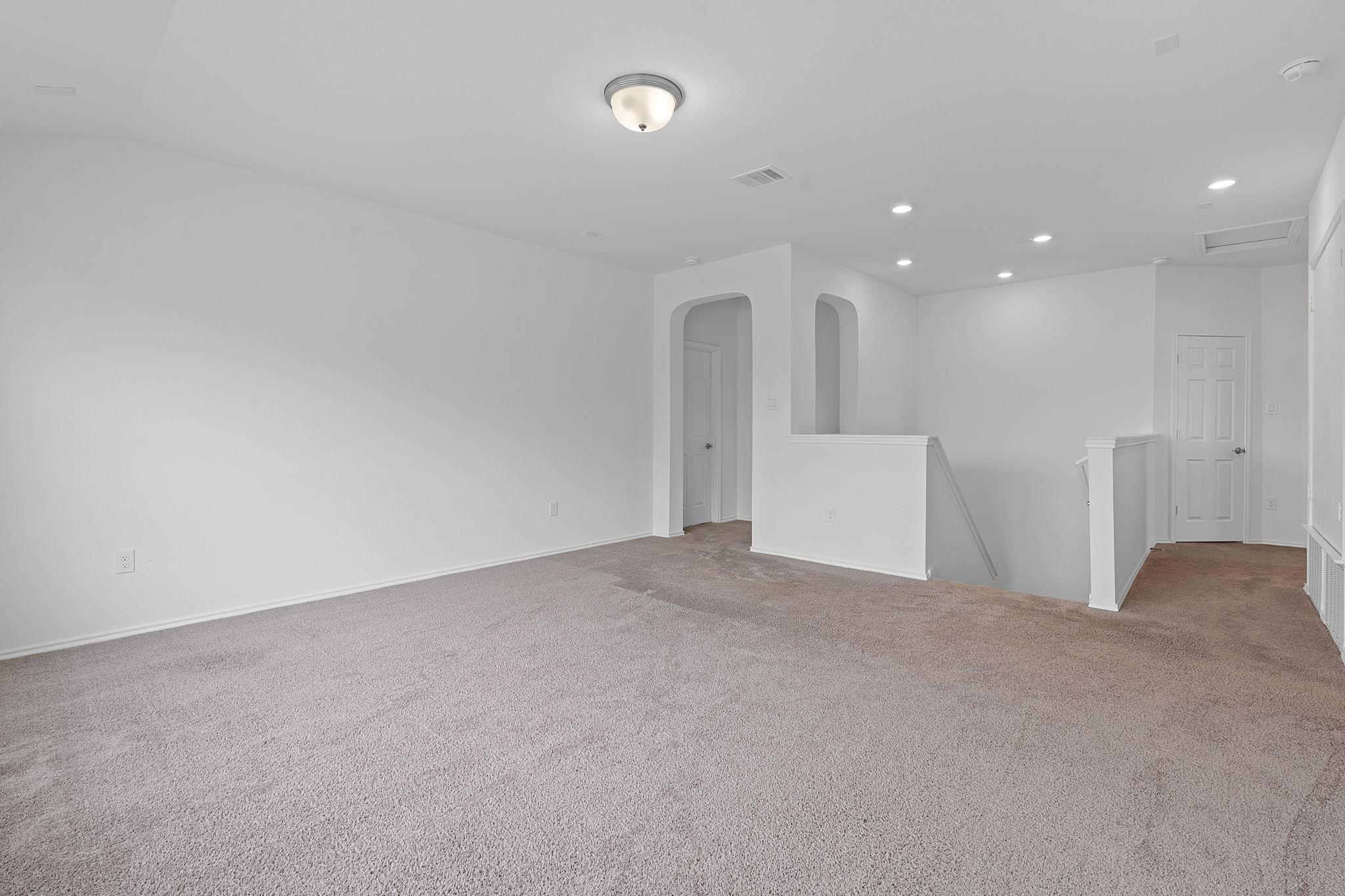 Kyle, Texas 78640, United States, 5 Bedrooms Bedrooms, ,3 BathroomsBathrooms,Residential,Active,142422