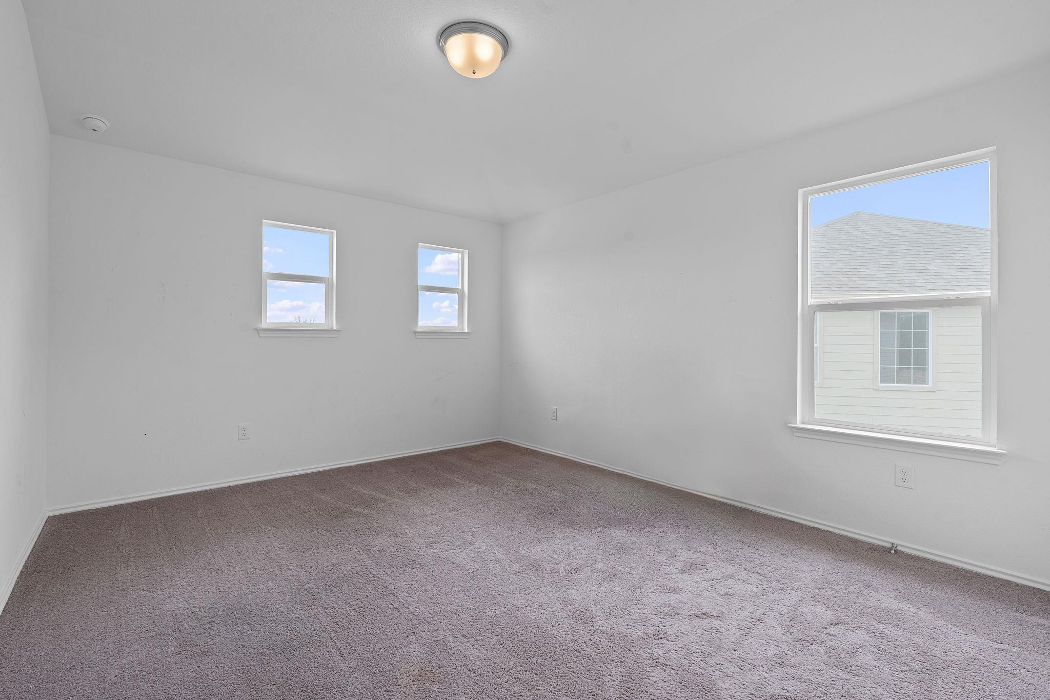 Kyle, Texas 78640, United States, 5 Bedrooms Bedrooms, ,3 BathroomsBathrooms,Residential,Active,142422