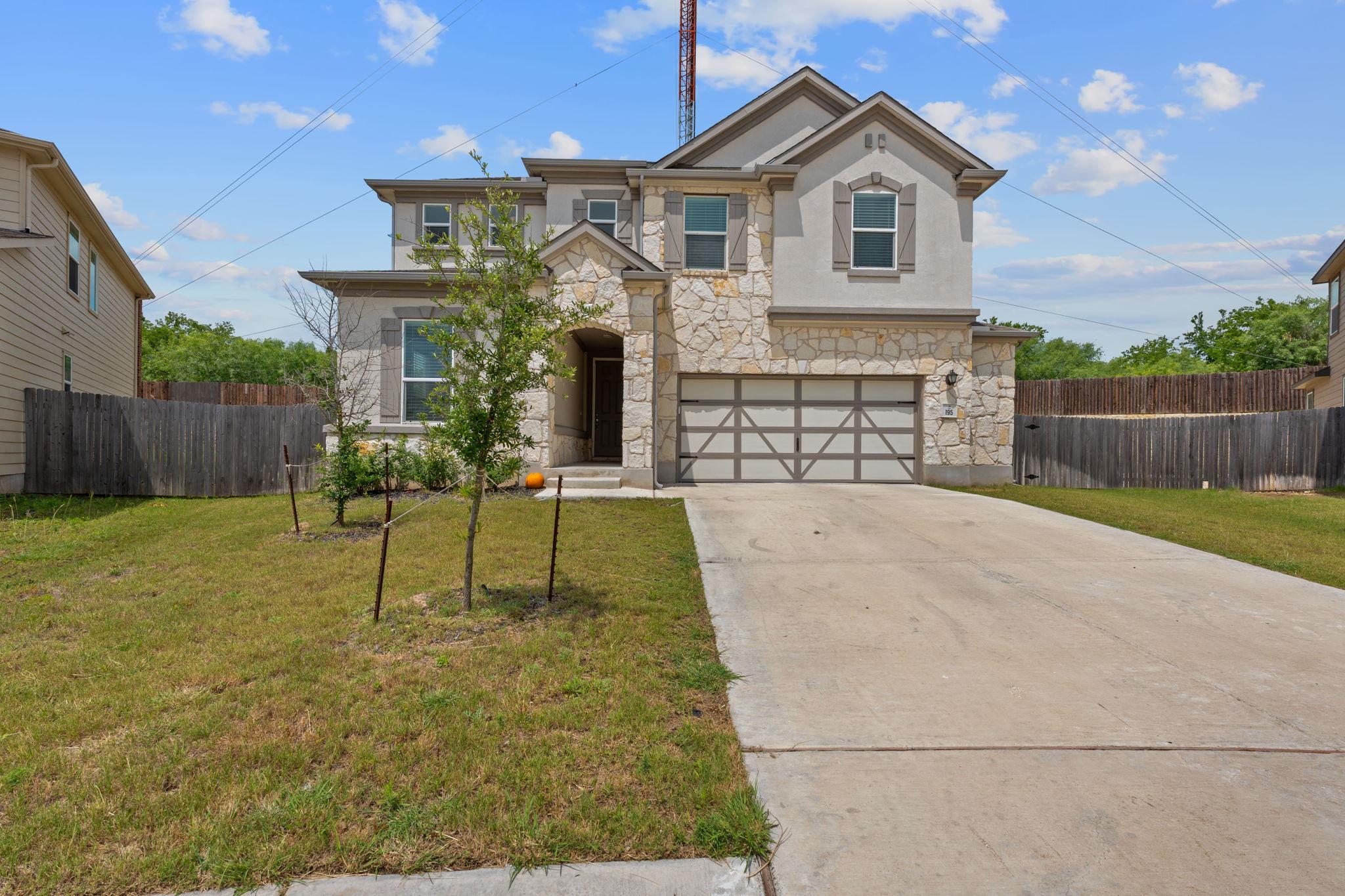 Kyle, Texas 78640, United States, 5 Bedrooms Bedrooms, ,3 BathroomsBathrooms,Residential,Active,142422