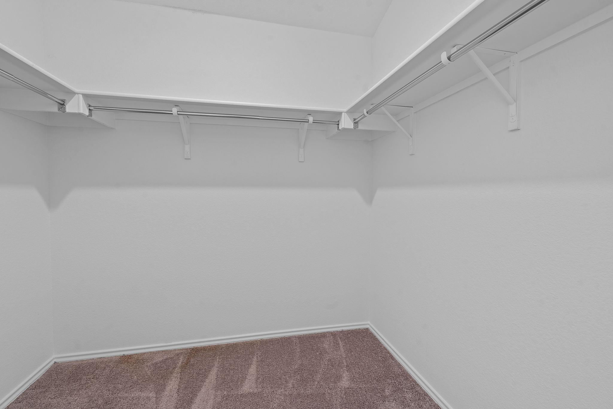 Kyle, Texas 78640, United States, 5 Bedrooms Bedrooms, ,3 BathroomsBathrooms,Residential,Active,142422