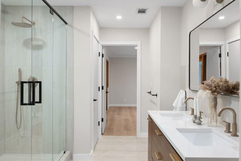 Tiny photo for 2710 Greenlawn PKWY, Austin, TX 78757 (MLS # 5511536)