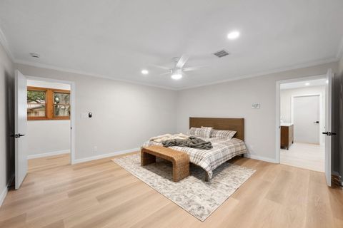 Tiny photo for 2710 Greenlawn PKWY, Austin, TX 78757 (MLS # 5511536)