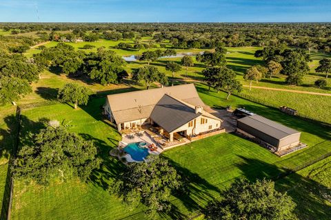 Photo of 1224 Haines RD, Sheridan, TX 77475 (MLS # 9422260)