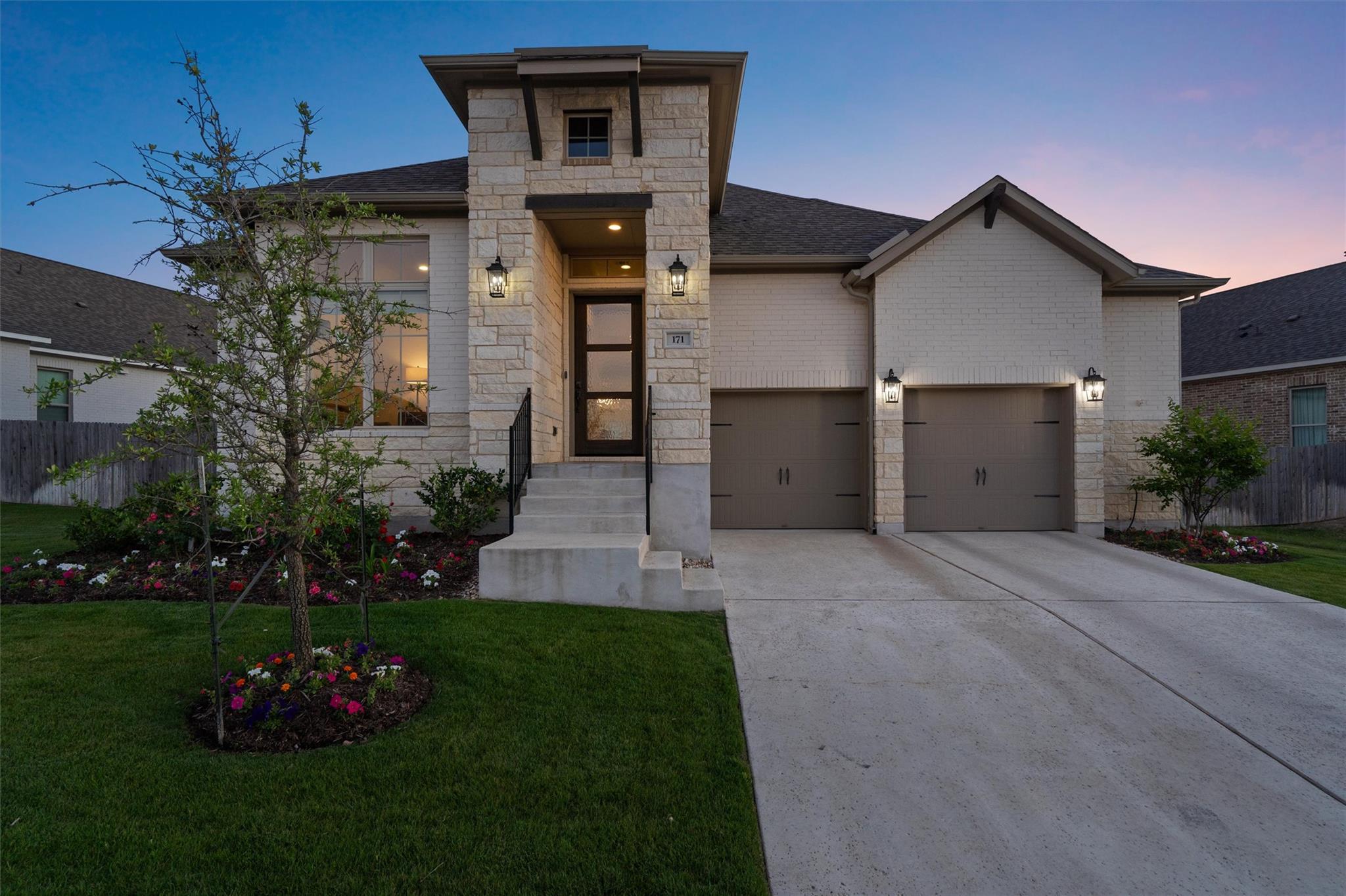 171 William Clayton DR