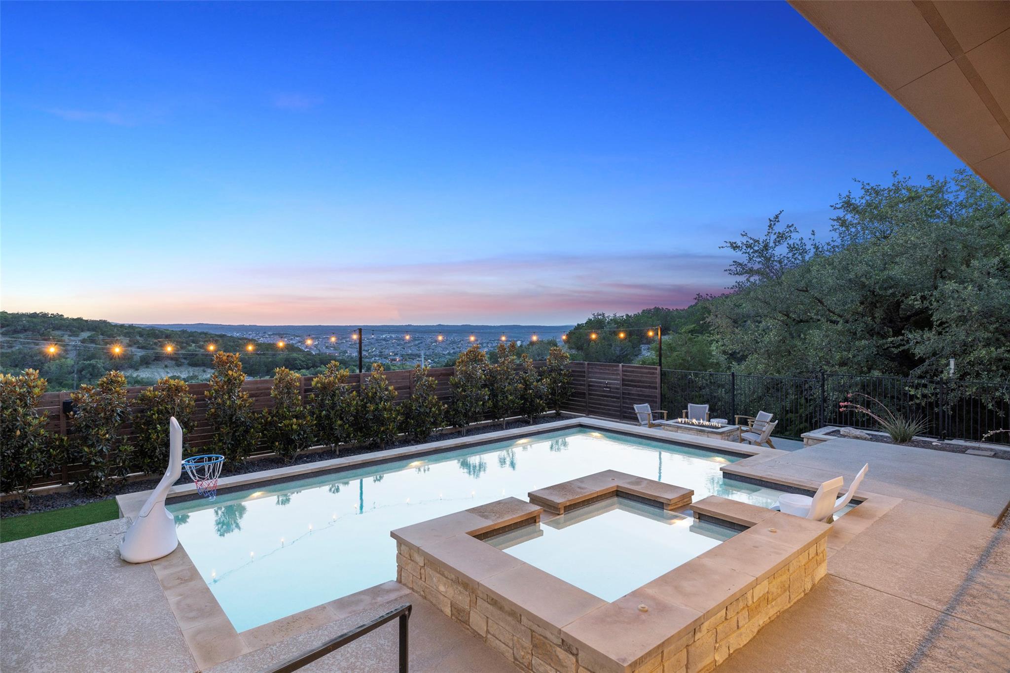 204 Ringtail Stream DR