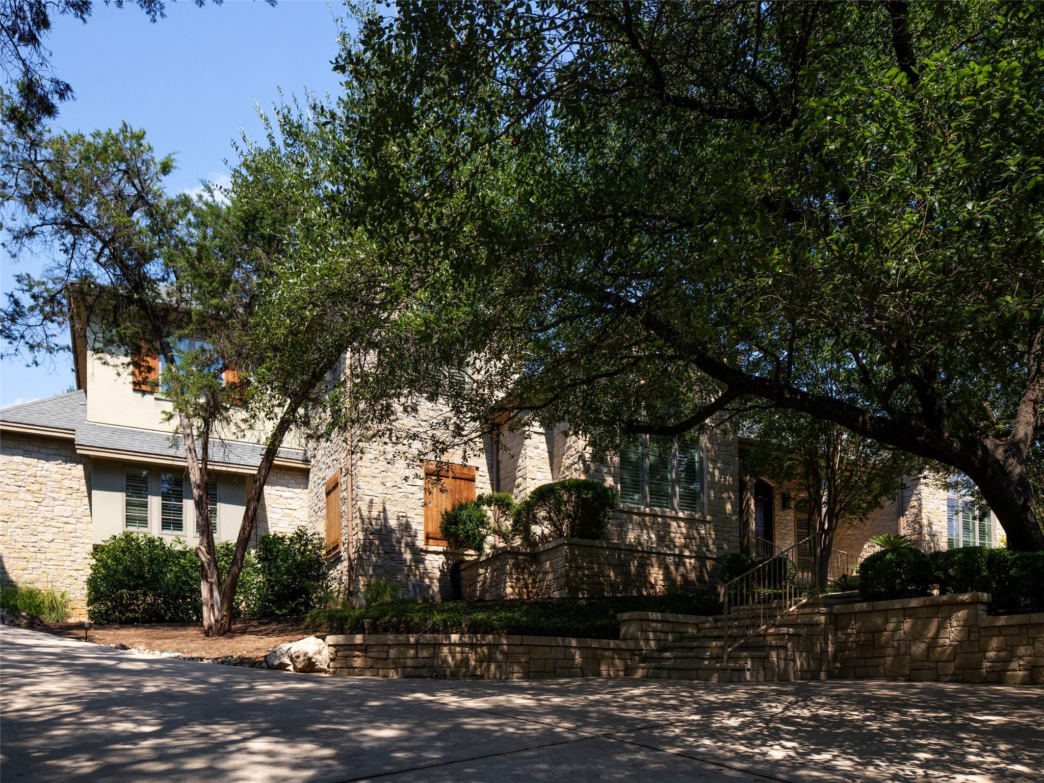 102 Laurel Valley RD