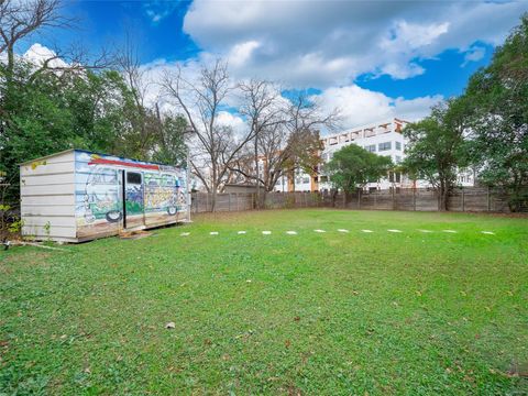 Tiny photo for 5701 Avenue G, Austin, TX 78752 (MLS # 1118993)