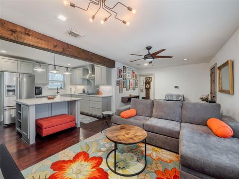 Tiny photo for 5701 Avenue G, Austin, TX 78752 (MLS # 1118993)
