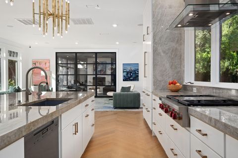 Tiny photo for 2406 Pemberton PKWY, Austin, TX 78703 (MLS # 9984857)