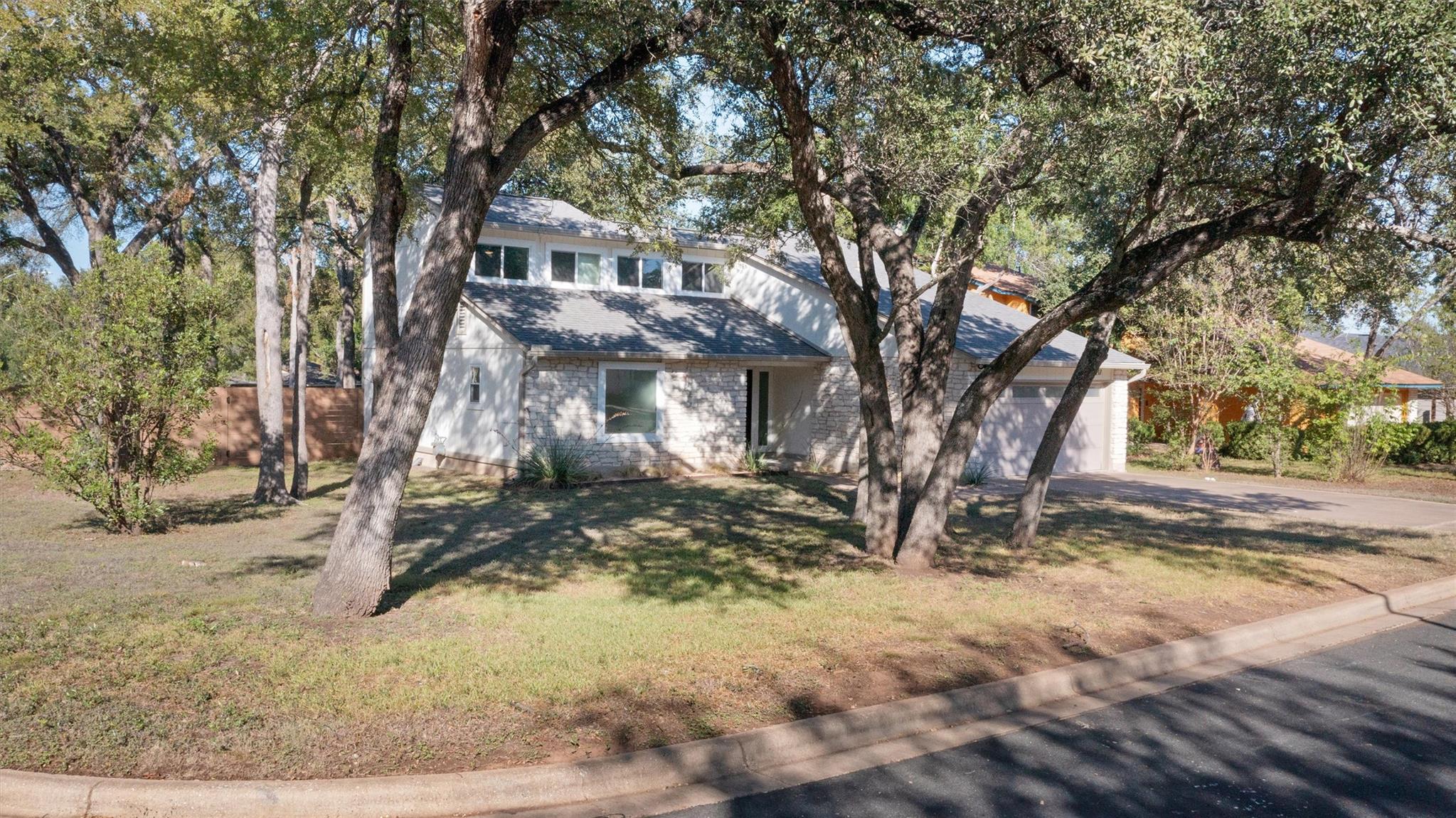 12217 Antoinette PL