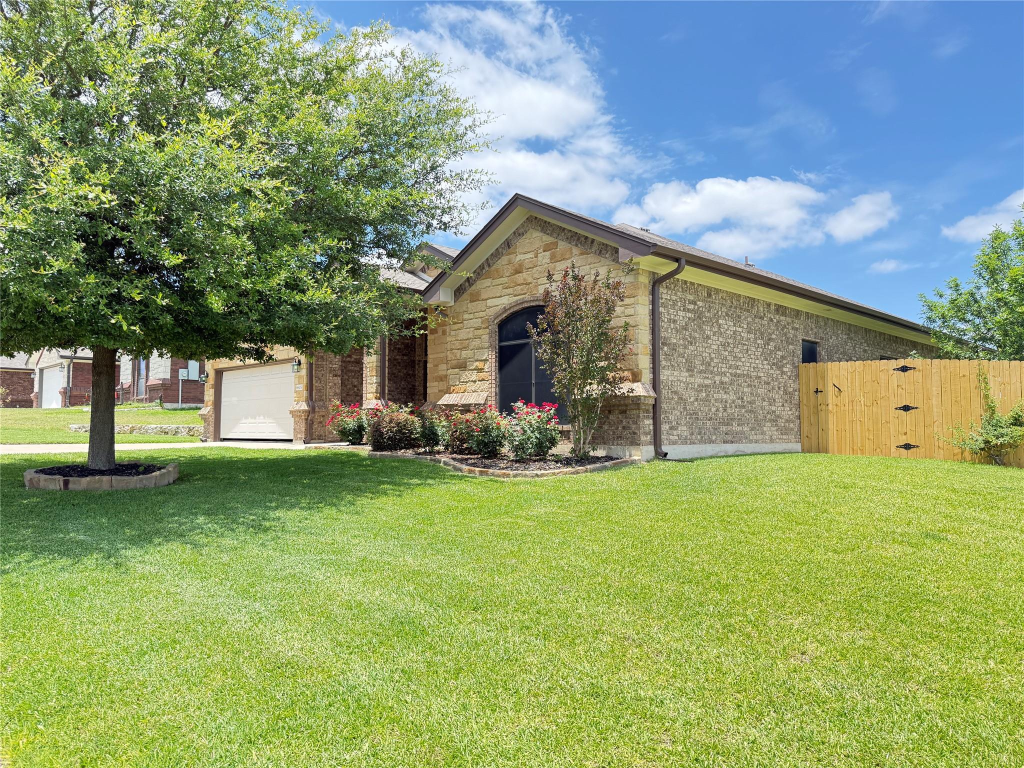 6505 Flat Slate DR