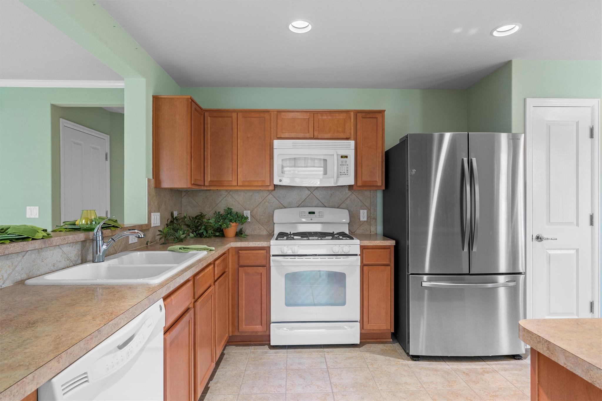 318 Barrington Farm CT