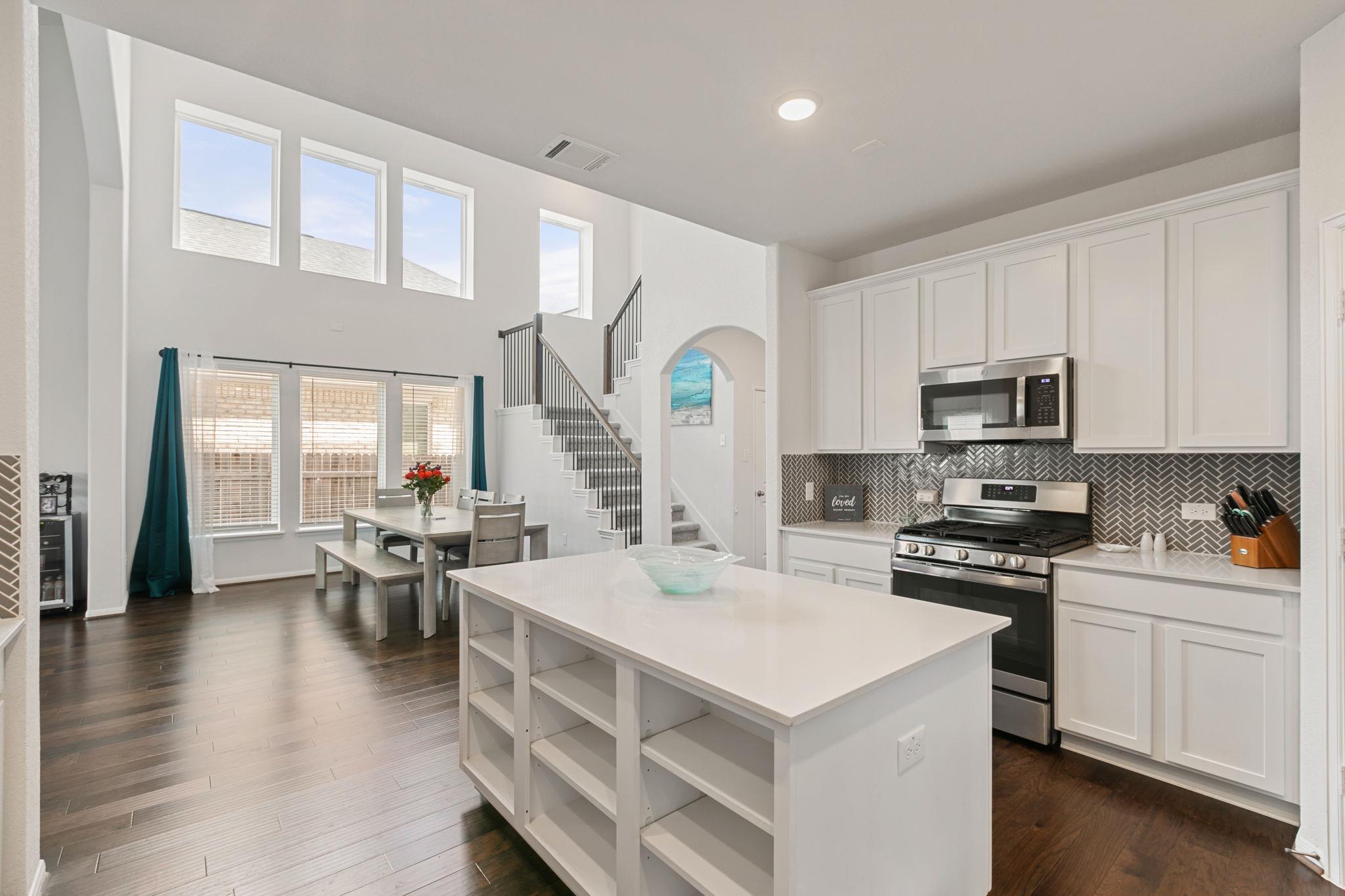 4418 Royal Oak BLVD