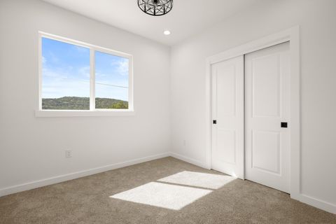 Tiny photo for 18208 Gregg Bluff RD, Jonestown, TX 78645 (MLS # 7020304)