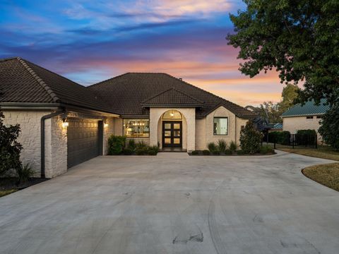 103 Waters Edge Horseshoe Bay TX 78657