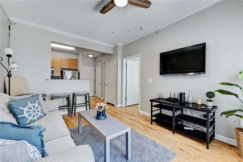 Tiny photo for 2502 Leon ST #407, Austin, TX 78705 (MLS # 1486557)