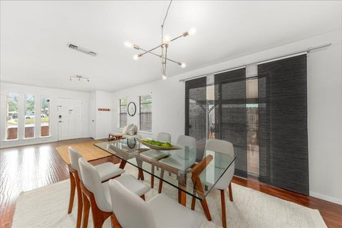 Tiny photo for 5108 Emerald Forest DR, Austin, TX 78745 (MLS # 1308020)